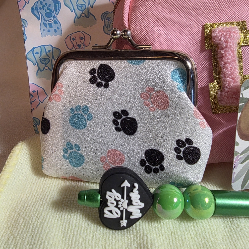 Pink 'LOVE' Cosmetic Pouch with Dog-Themed Accessories - Picture 2 of 9
